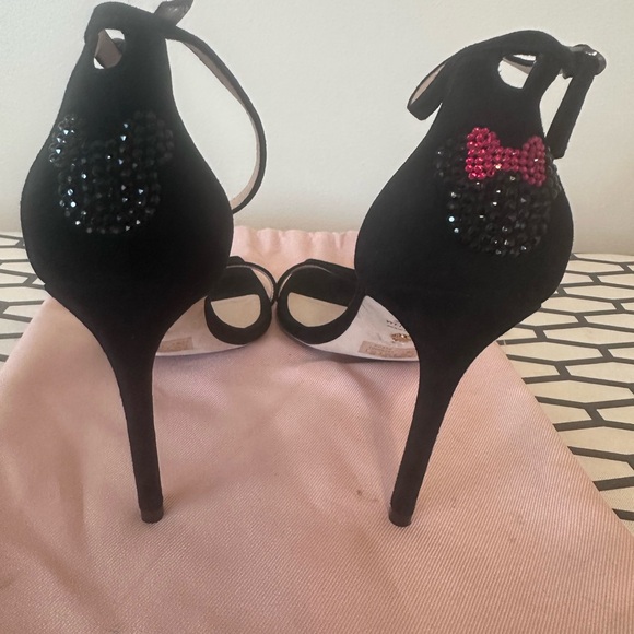 Stuart Weitzman Shoes - Disney x Stuart Weitzman Nudistcurve Black, size 9